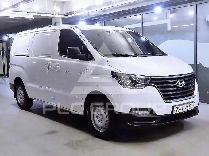 2018 Hyundai Starex
