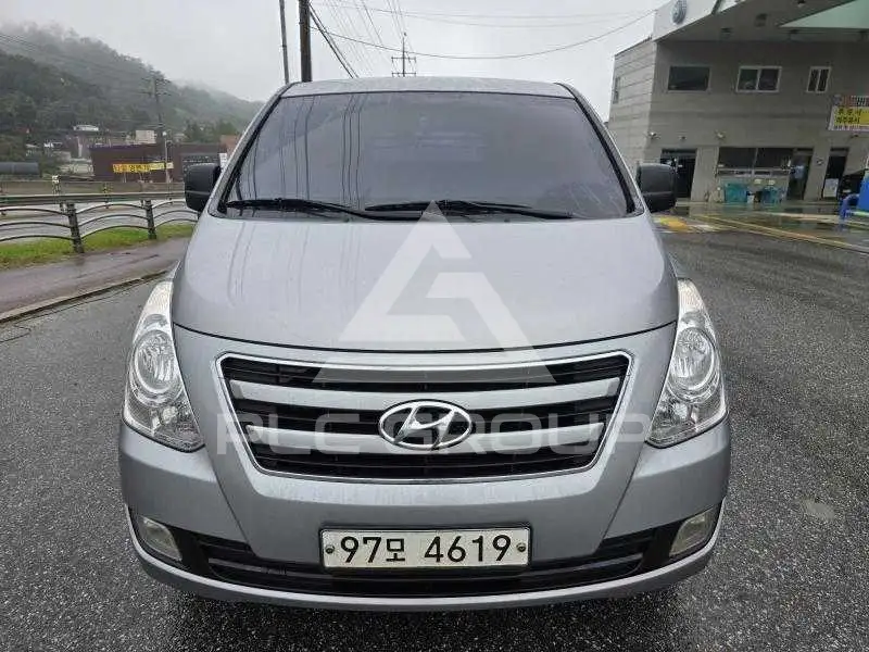 2018 Hyundai Starex