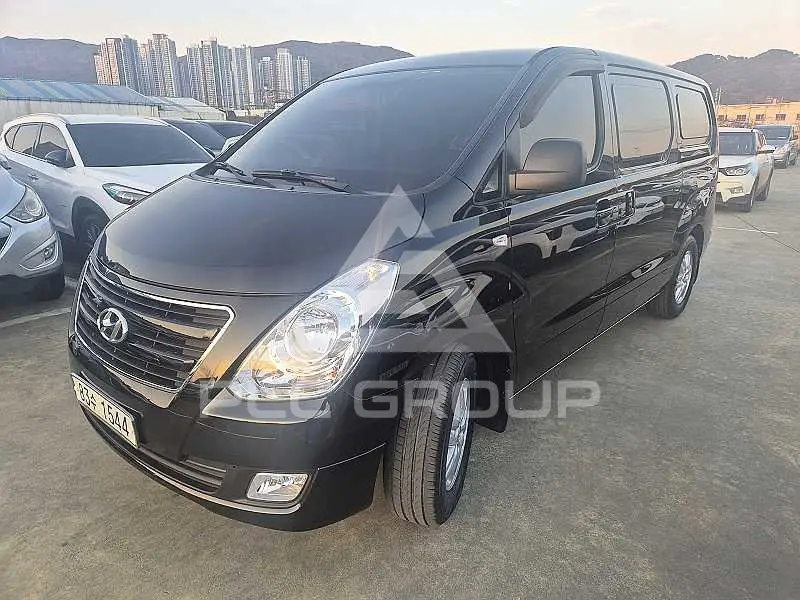 2018 Hyundai Starex