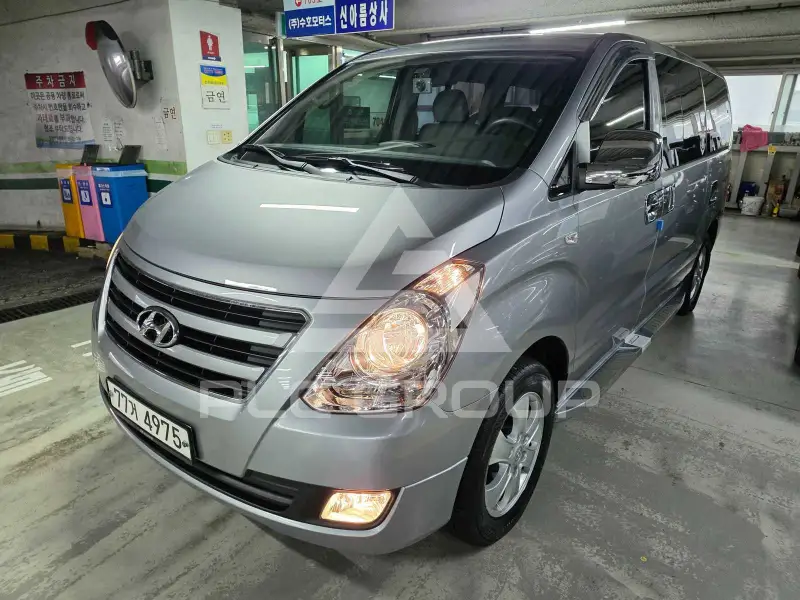 2018 Hyundai Starex