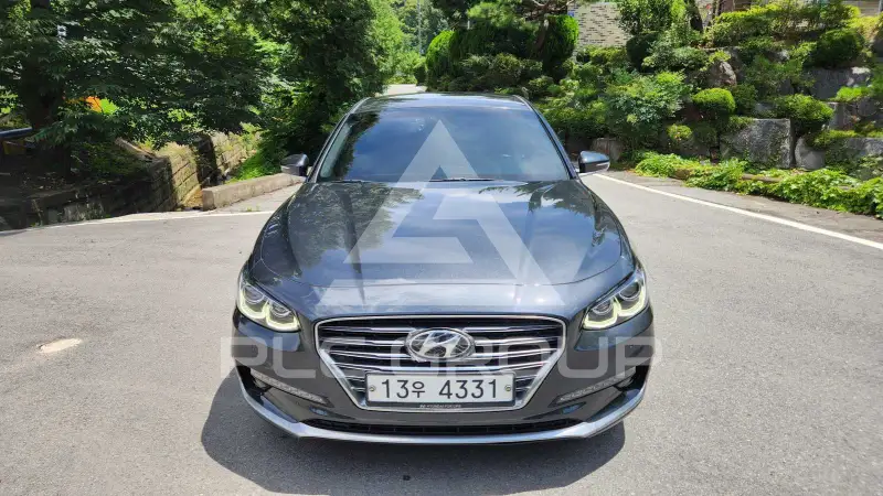 2018 Hyundai Grandeur