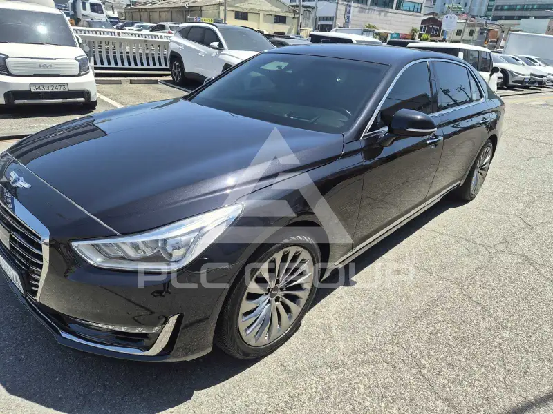 2018 Genesis G90