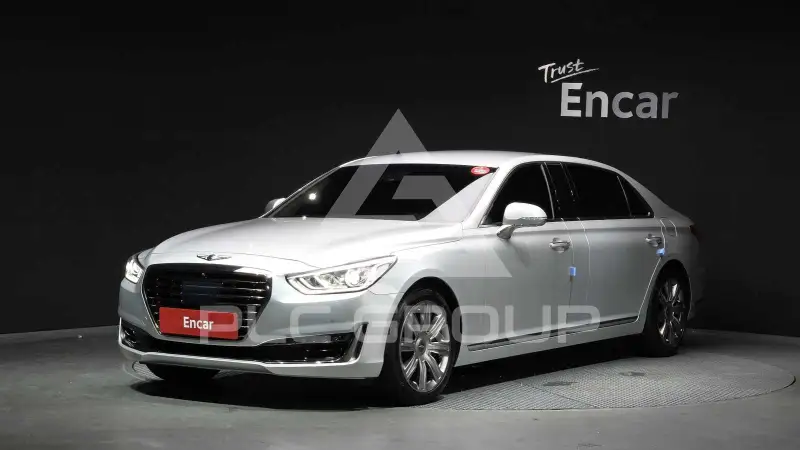 2018 Genesis G90