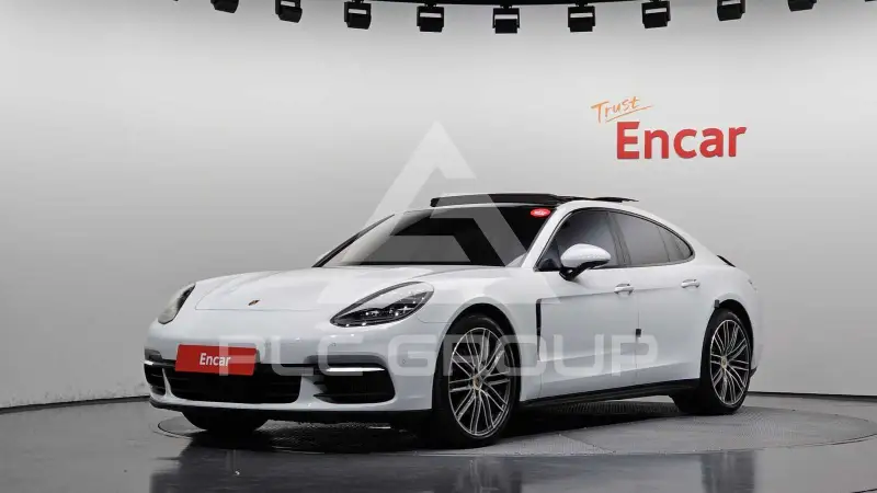 2018 Porsche Panamera