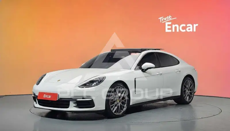 2018 Porsche Panamera