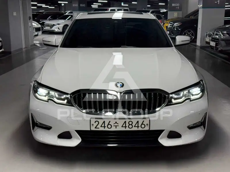2019 BMW 320