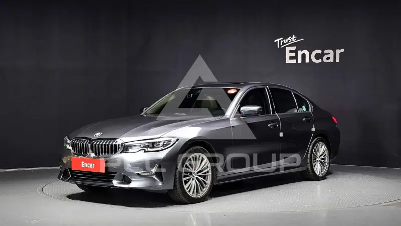 2019 BMW 330