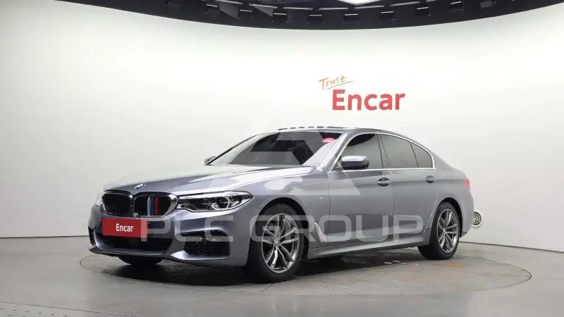 2019 BMW 520