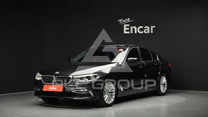 2019 BMW 520