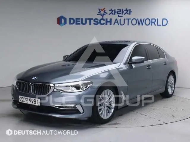 2019 BMW 530