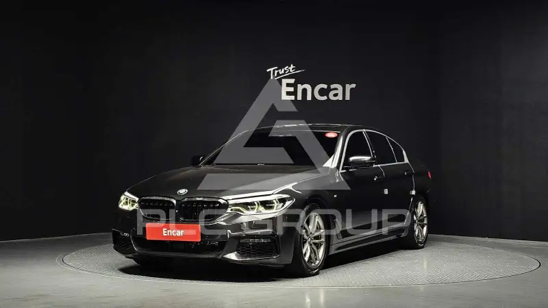2019 BMW 520