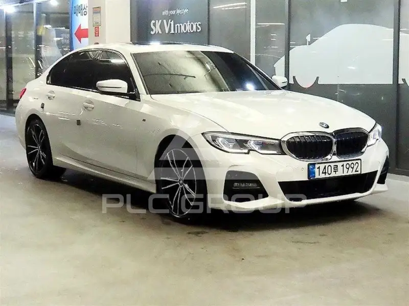 2019 BMW 330