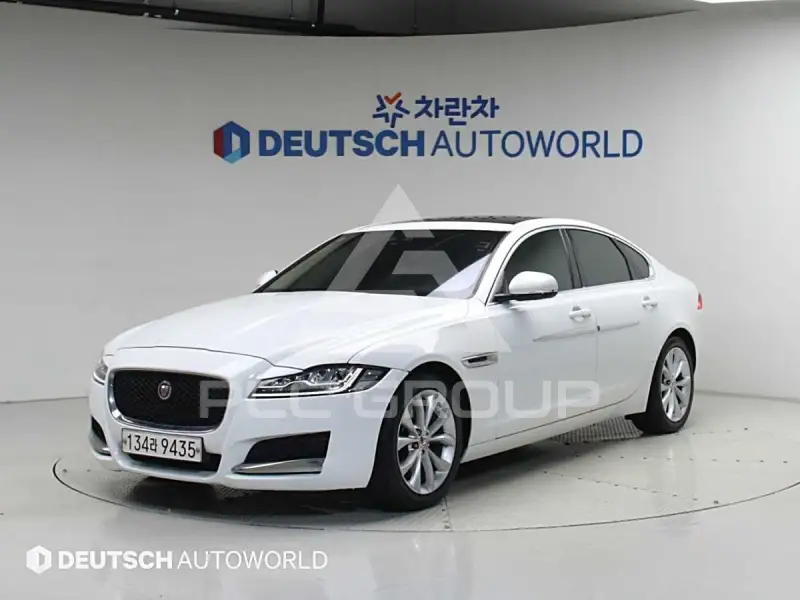 2019 Jaguar XF
