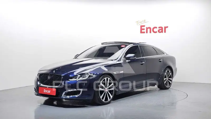 2019 Jaguar XJ