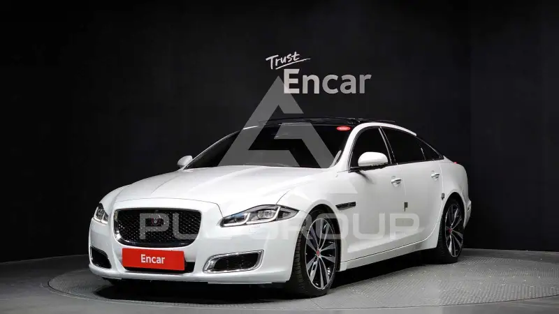 2019 Jaguar XJ