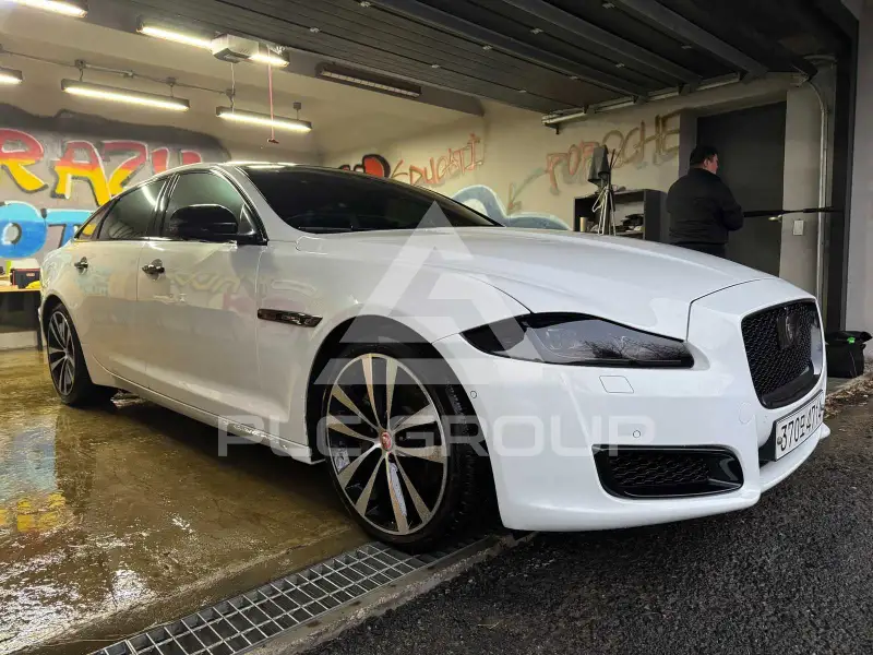 2019 Jaguar XJ