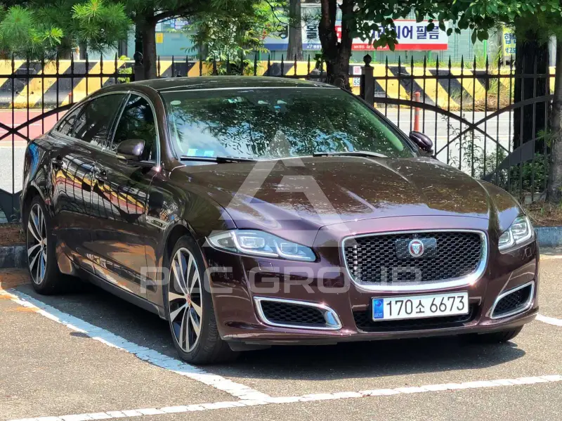 2019 Jaguar XJ