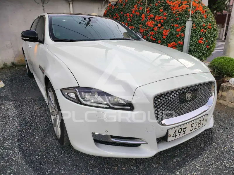 2019 Jaguar XJ