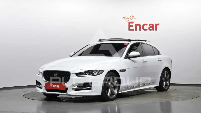 2019 Jaguar XE