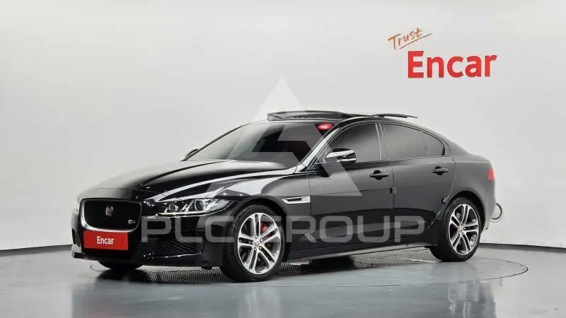 2019 Jaguar XE