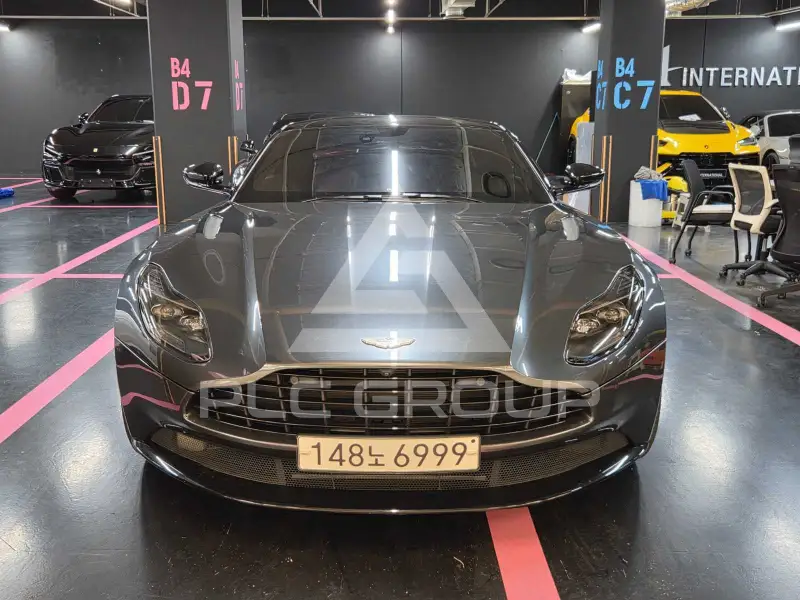 2019 Aston Martin DB11