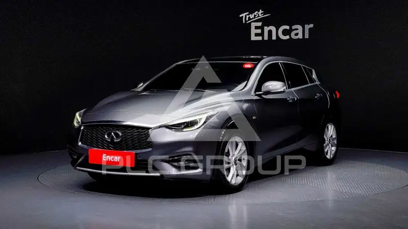 2019 Infinity Q30