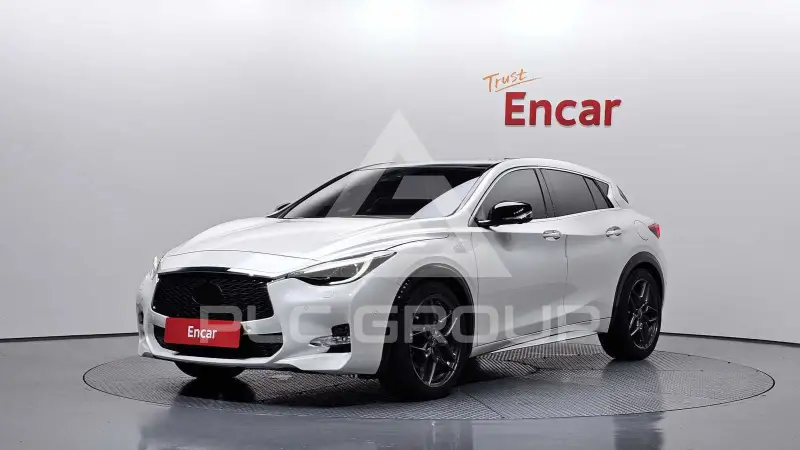 2019 Infinity Q30