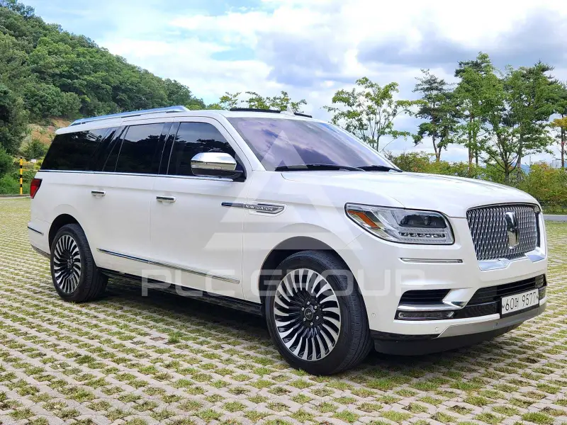 2019 Lincoln NAVIGATOR