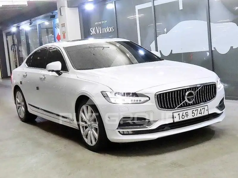 2019 Volvo S90