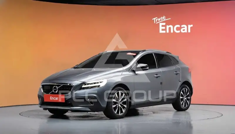 2019 Volvo V40