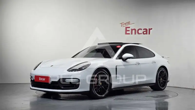 2019 Porsche Panamera