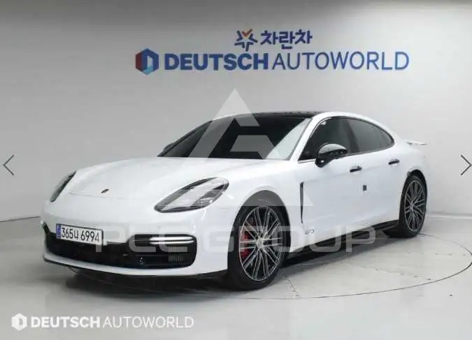 2019 Porsche Panamera