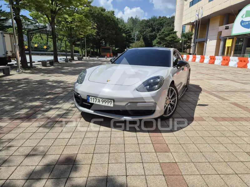 2019 Porsche Panamera