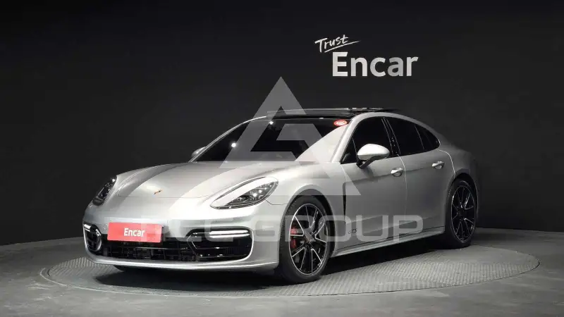 2019 Porsche Panamera