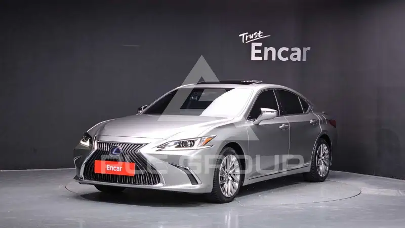 2019 Lexus ES