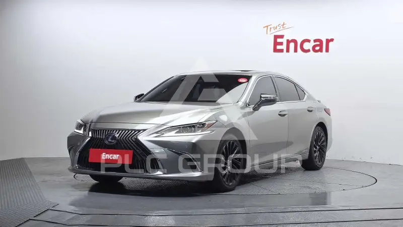 2019 Lexus ES