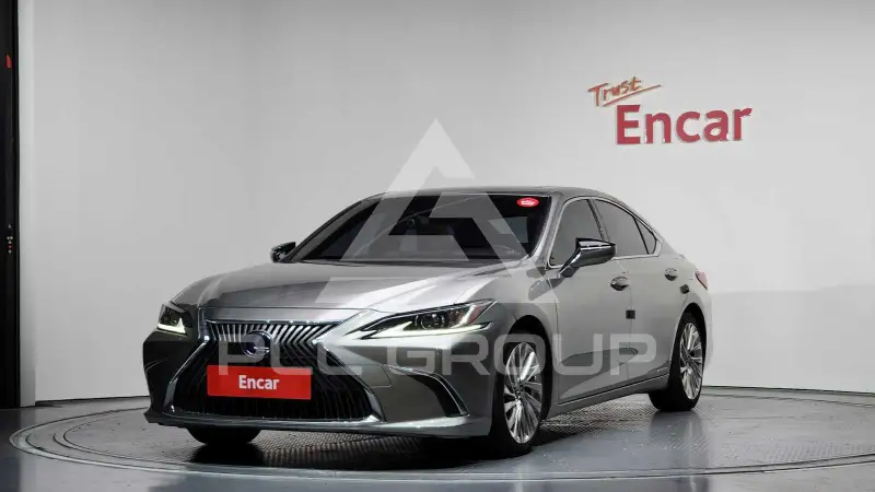 2019 Lexus ES