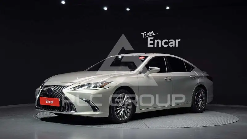 2019 Lexus ES