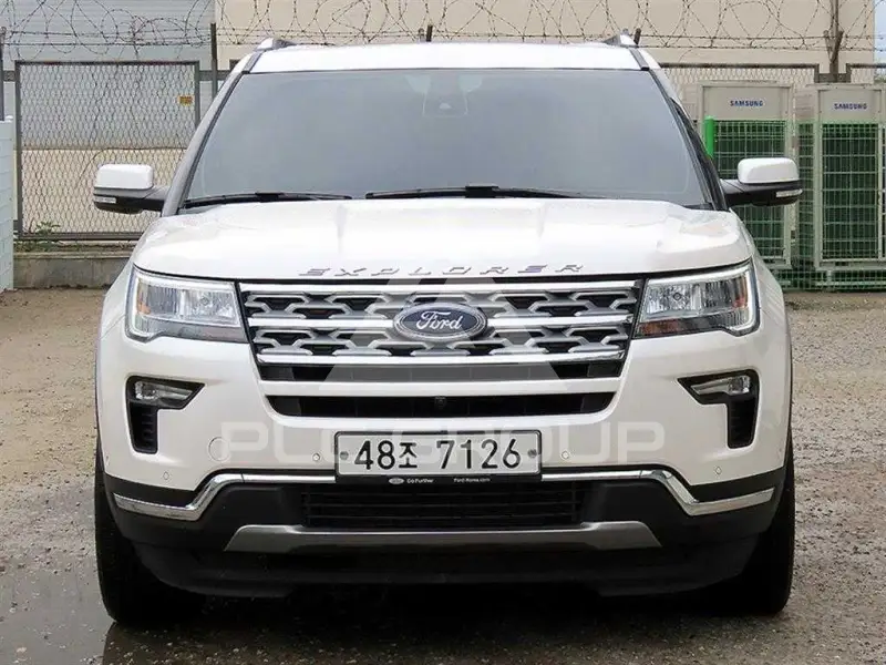 2019 Ford Explorer