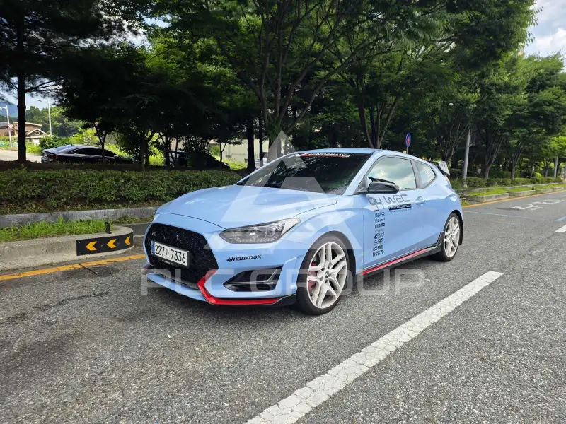 2019 Hyundai Veloster