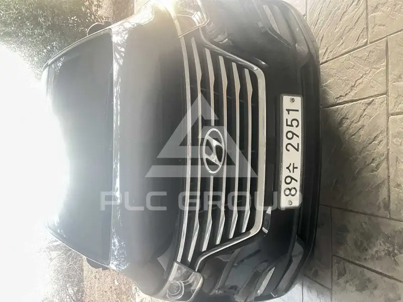 2019 Hyundai Starex