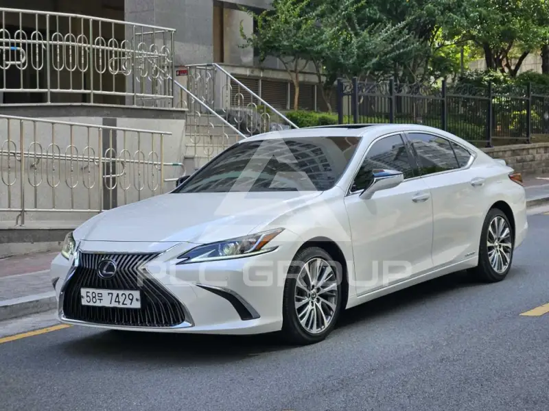 2019 Lexus ES