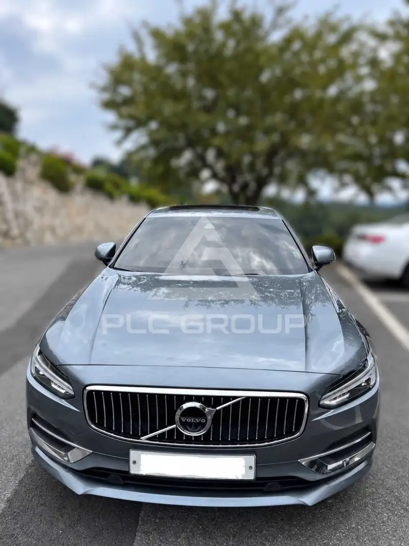 2019 Volvo S90