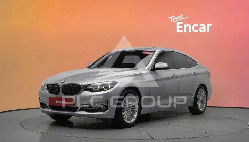 2020 BMW 320