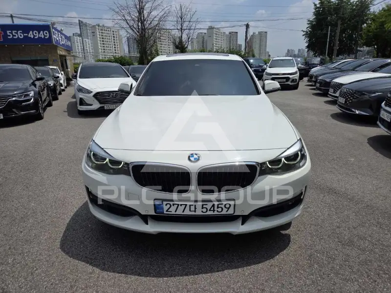 2020 BMW 320