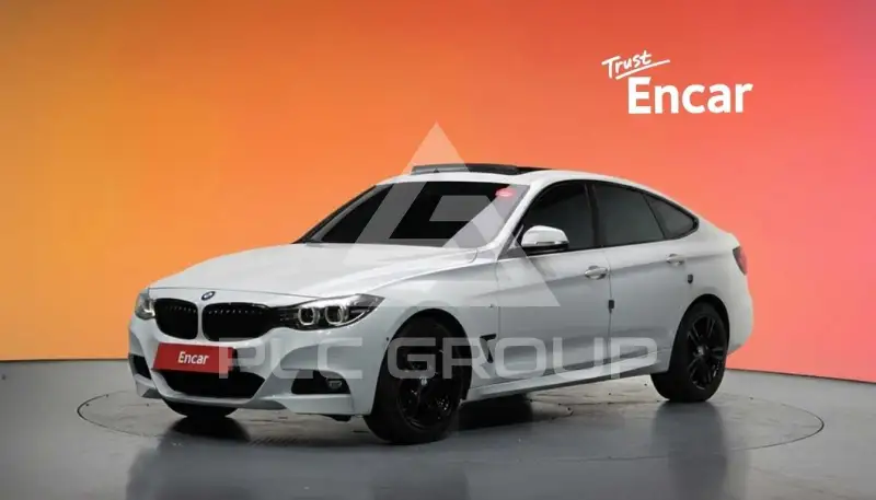 2020 BMW 320M