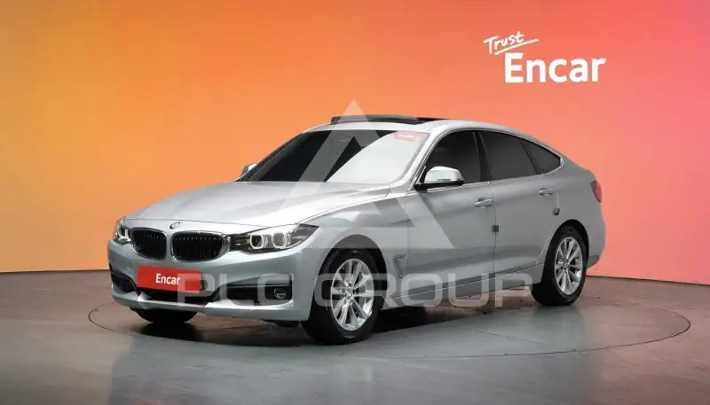 2020 BMW 320