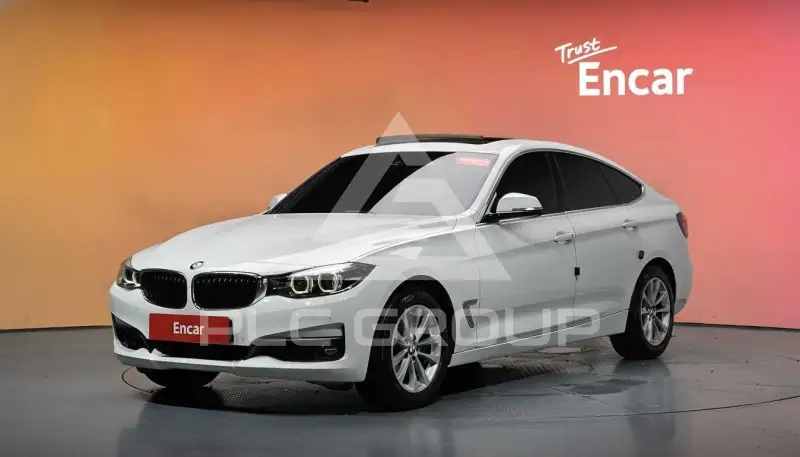 2020 BMW 320