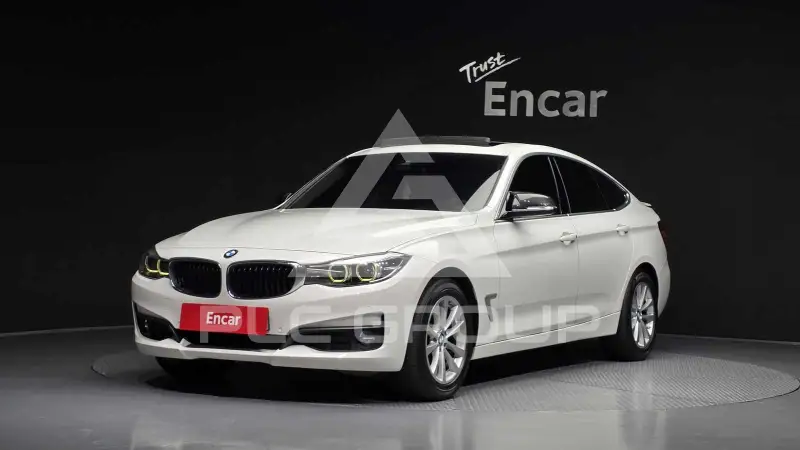 2020 BMW 320