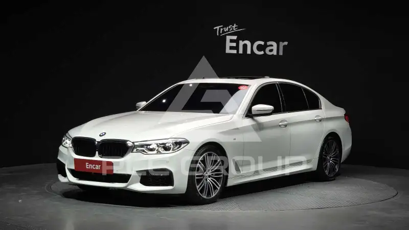 2020 BMW 520